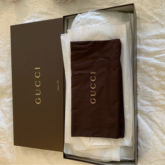 NEW! GUCCI LOGO NERO SUEDE WEDGE BOOTS! ❤️ - Picture 13 of 16